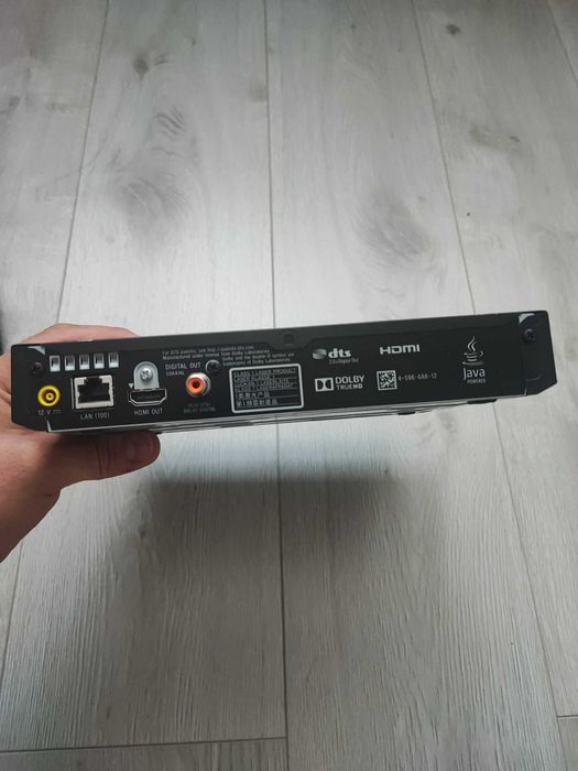 Продам Blu-ray плеер Sony BDP-S1700
