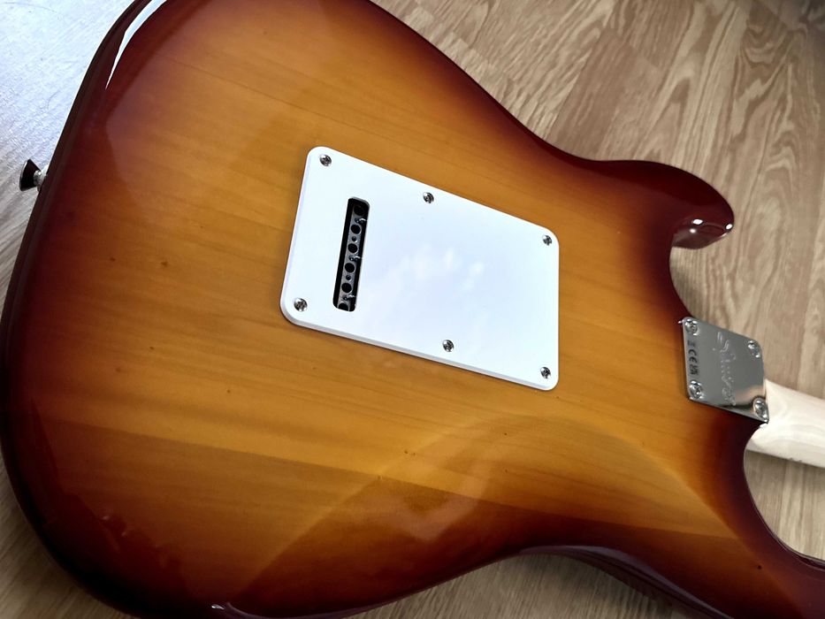 Новий Squier by Fender Affinity Stratocaster FMT HSS Sienna Sunburst