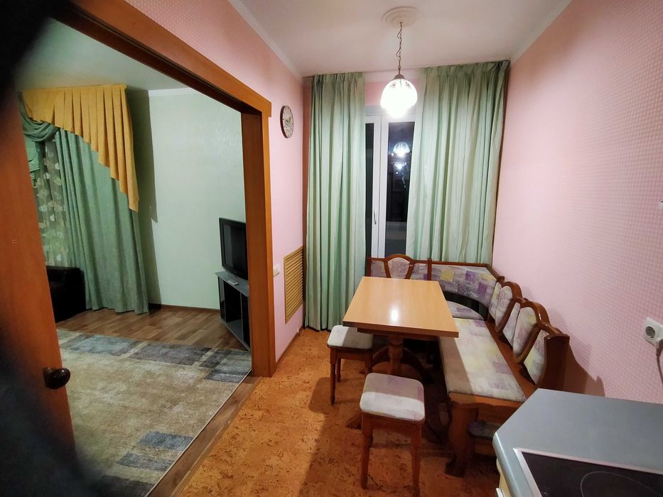 Посуточно, почасово начало Харьковской