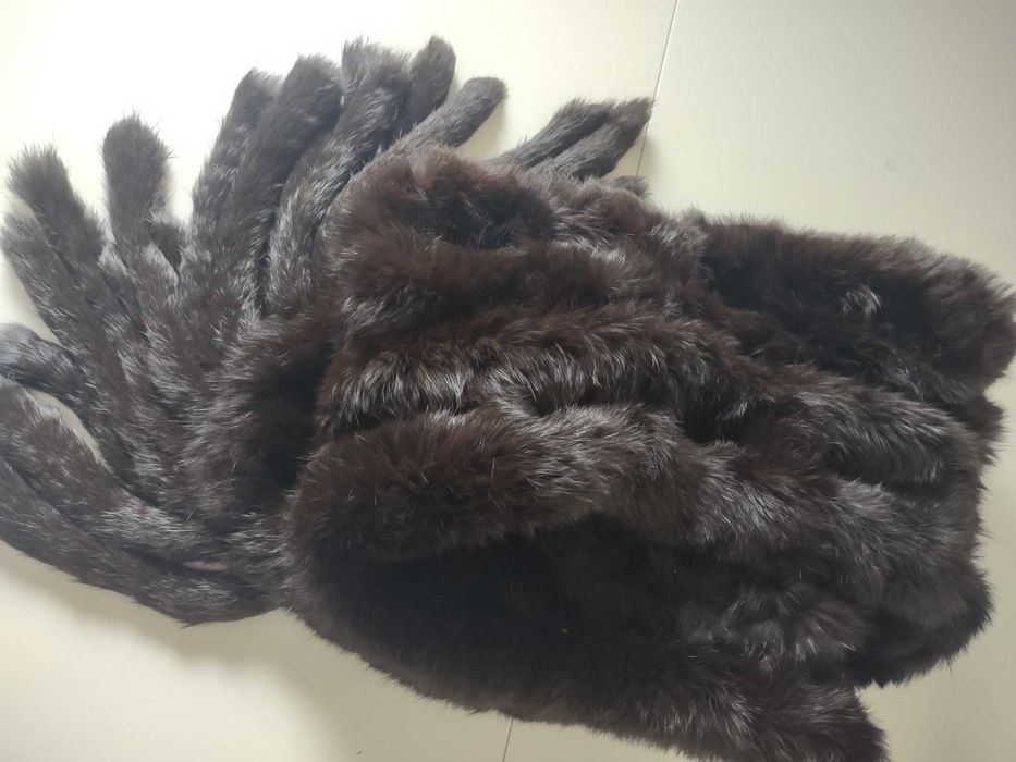 Szal czekoladowy futerkowy z futra królika