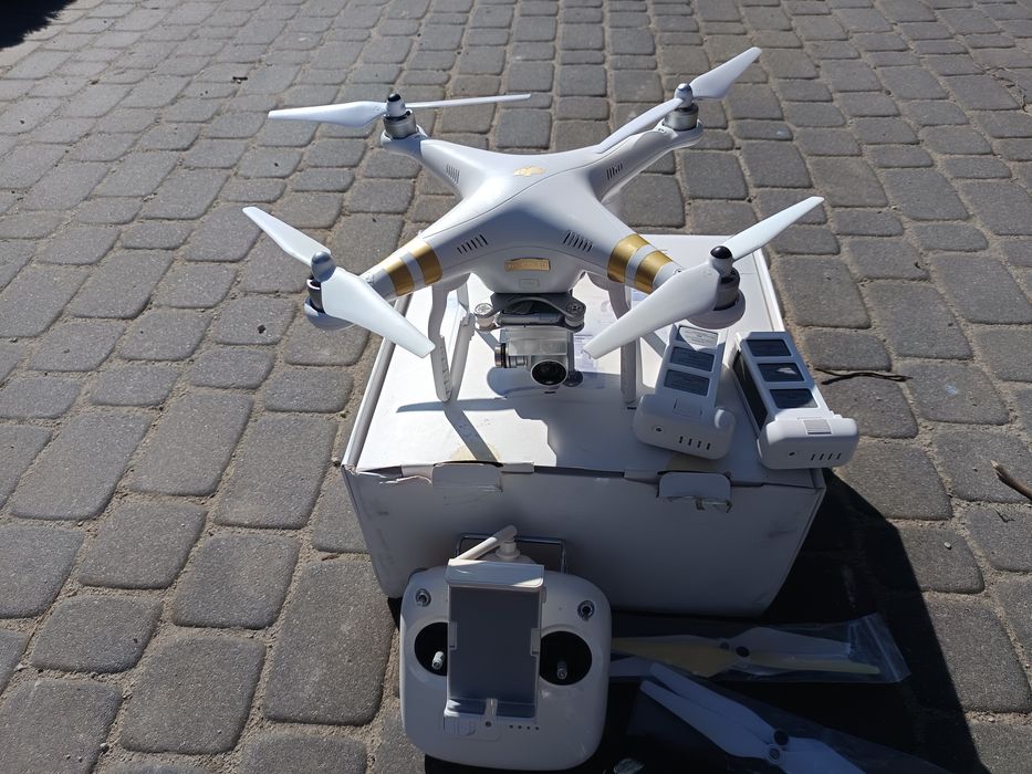 DJI Phantom 3 SE dron 4k