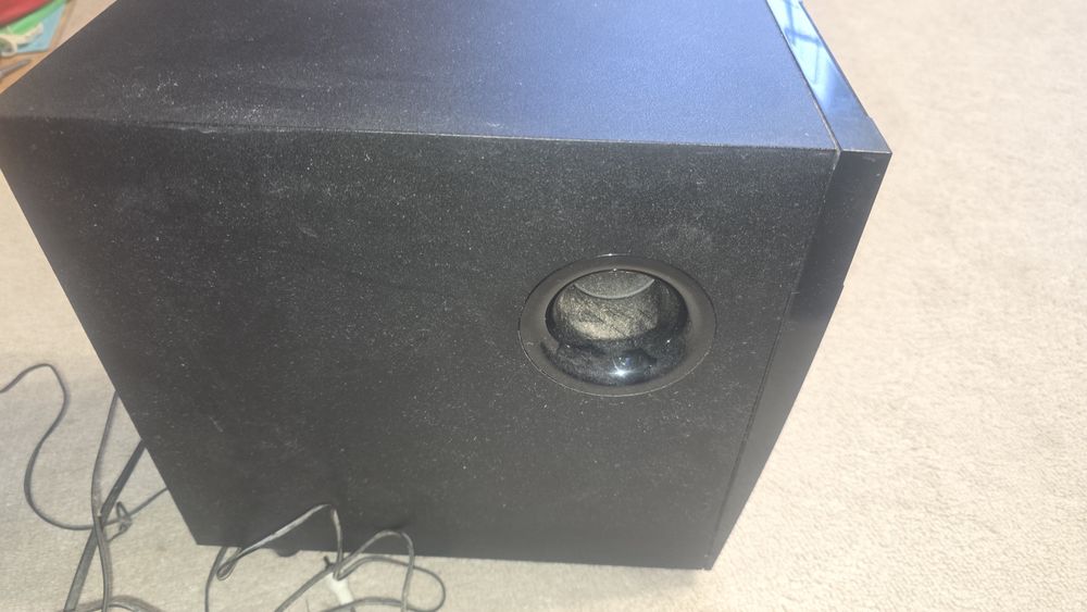 Музичний центр, акустична система