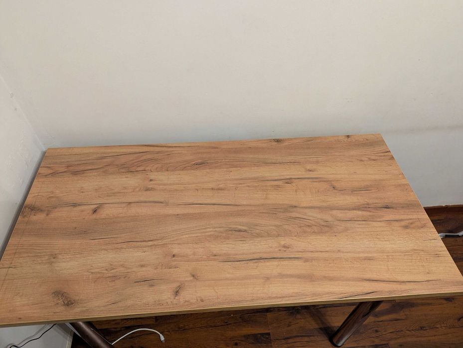 Stół (blat + nogi)