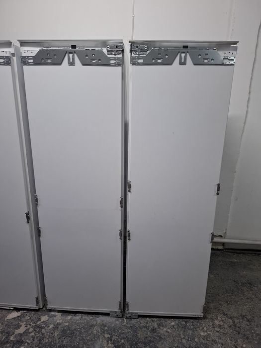 Холодильник під забудову Miele K 37282 iDF