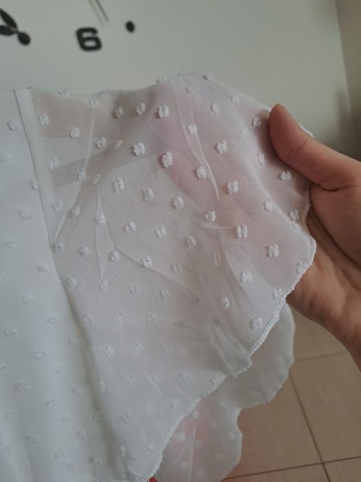 Piękna biała sukienka