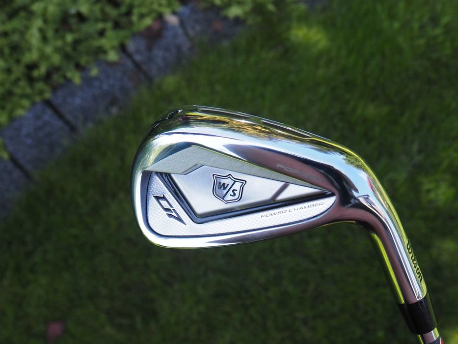 Kij do golfa Wilson Staff Iron 7