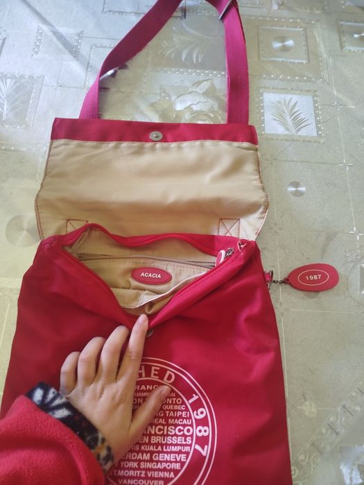 Mala Acacia com porta chaves