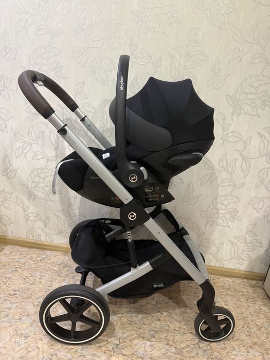 Автокрісло Cybex Cloud G