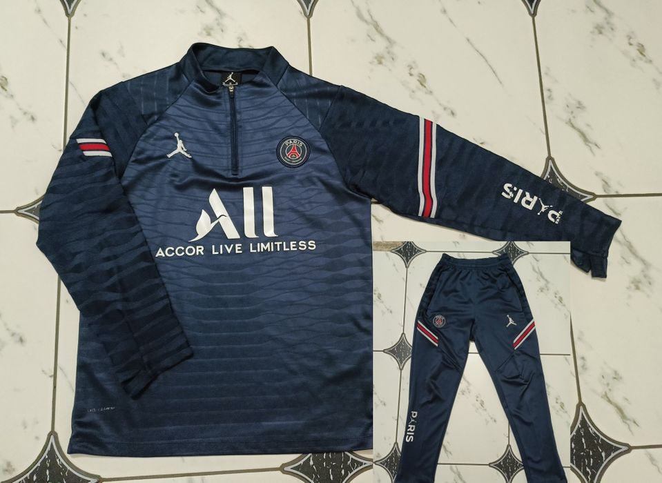 Костюм псж рост 140-150