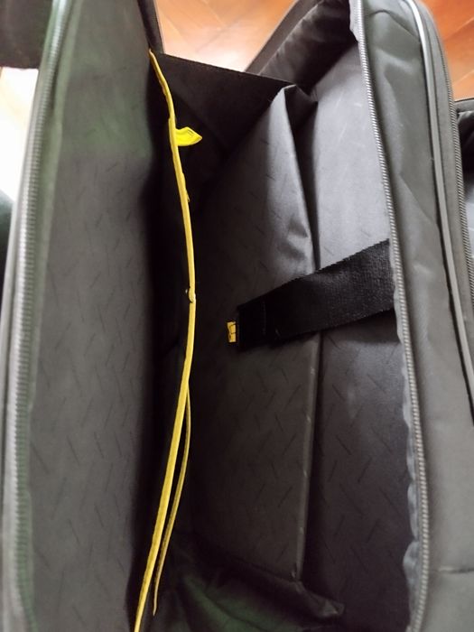 Samsonite Business Briefcase with Wheels64751709328387122