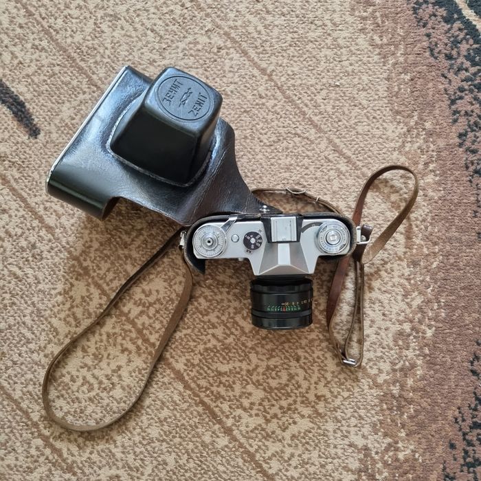 Aparat fotograficzny zenit.
