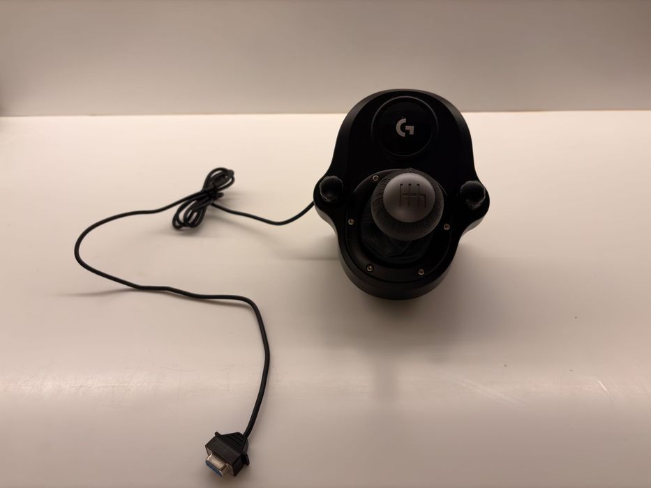 Volante Logitech G29 + Pedais + Shifter (PlayStation/PC/Mac).