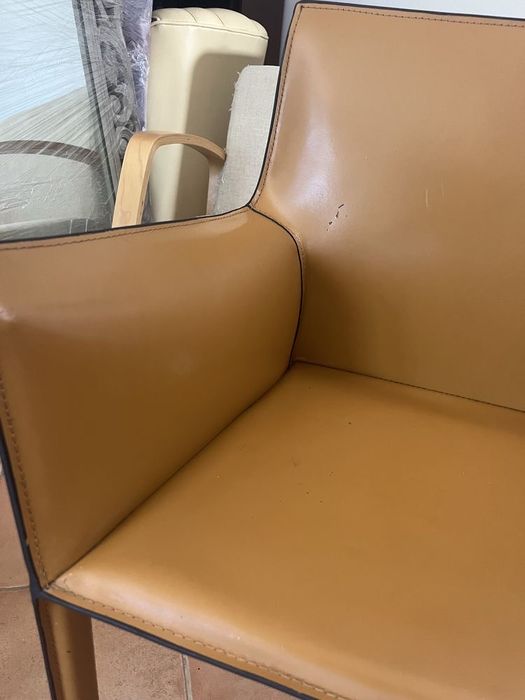 Cadeira / Poltrona Cassina Cab 413 (Mario Bellini) – Adquirida na ÁREA Store