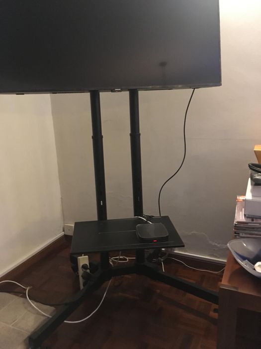 Suporte de tv com pé