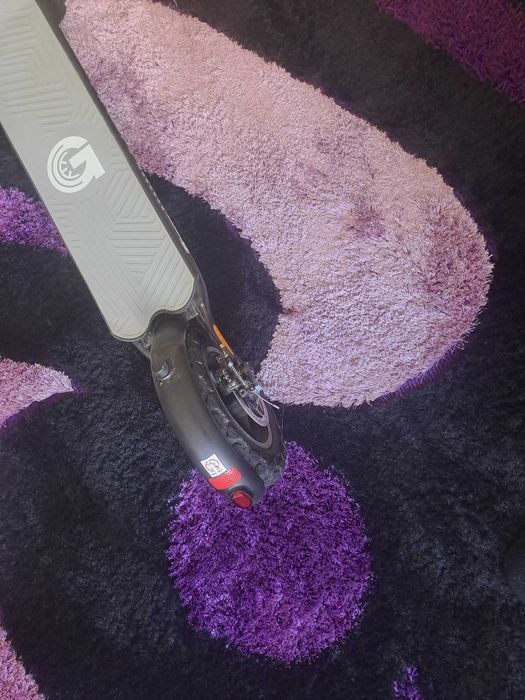 Vendo ou troco trotinete marca delovo ta nova so andei 3 vezes com ela e inda tem 3 anos de garanfia ou troco algo do meu interese