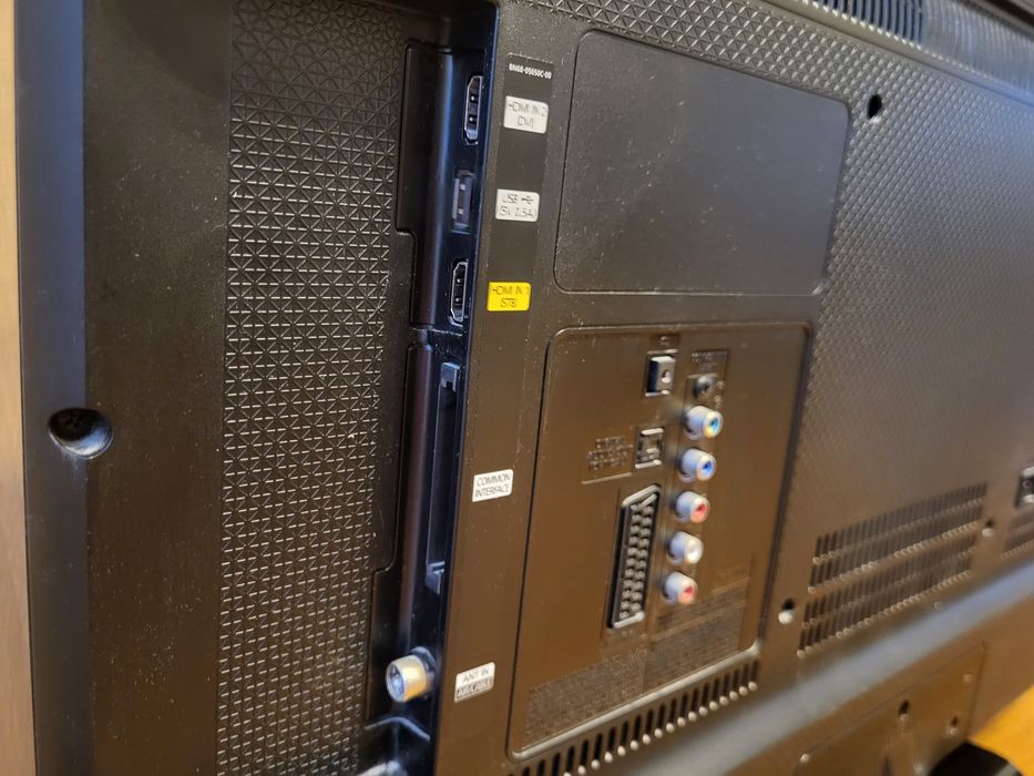 ZESTAW! Tv Samsung 32' Led + dekoder dvb t2 + Antena aktywna ATD12!