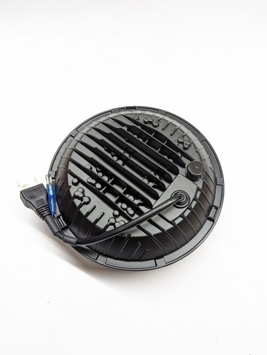 Передние лэд фары Нива ВАЗ 2121, ВАЗ 2101, ГАЗ24, УАЗ. LED много линз