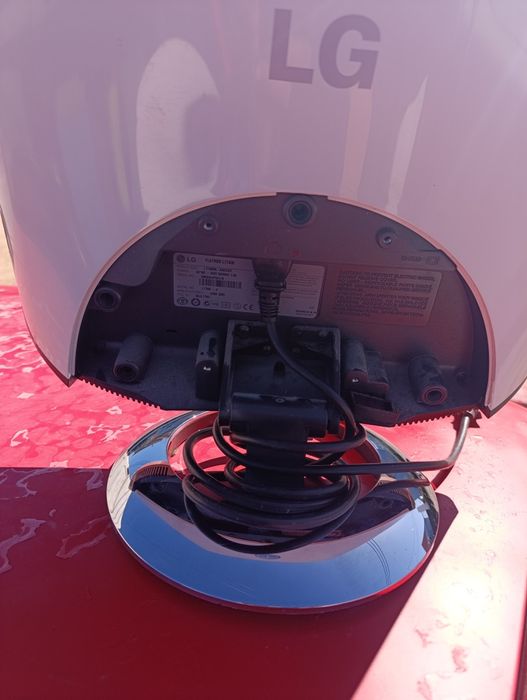 Monitor LG em bom estado