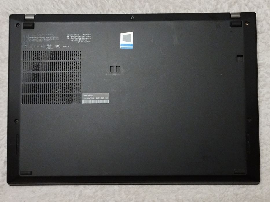 Ноутбук Lenovo T490s i7-8665U/16Gb DDR4/SSD 256Gb/подсветка