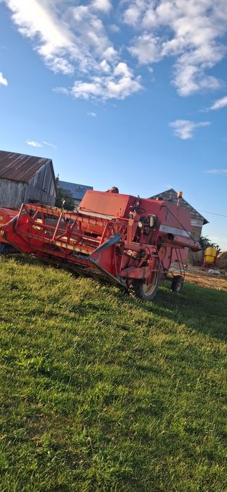 Kombajn massey ferguson 186 w całości lub na części