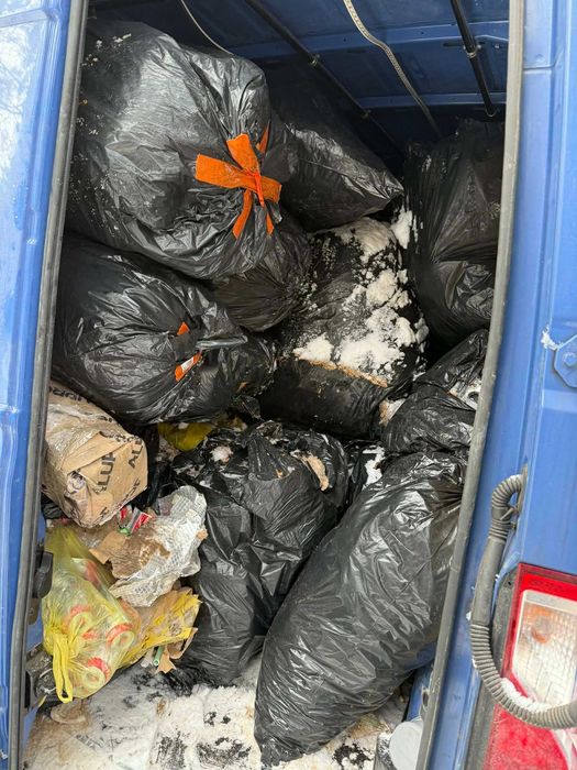 Wywóz mebli gabarytów odpadów oprożnianie sprzątanie mieszkań piwnic
