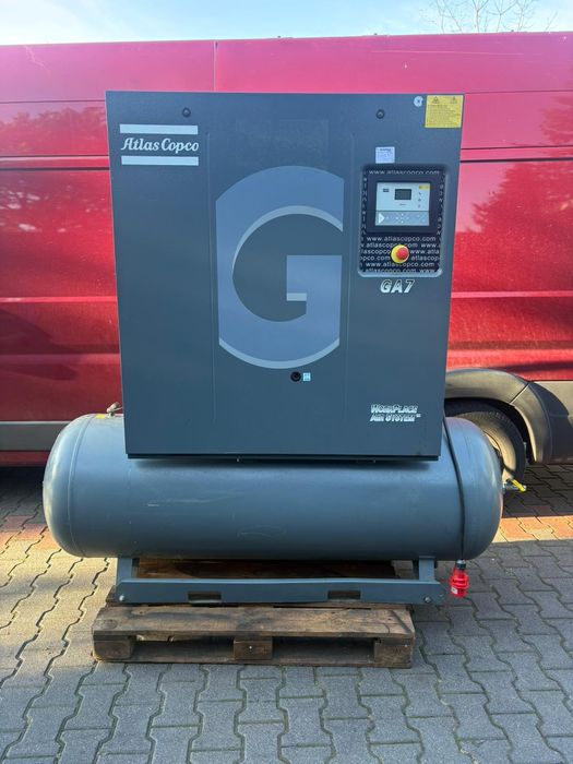 Kompresor srubowy Atlas Copco 7.5kW 1.2m3 10 bar zbiornik 500 litrów