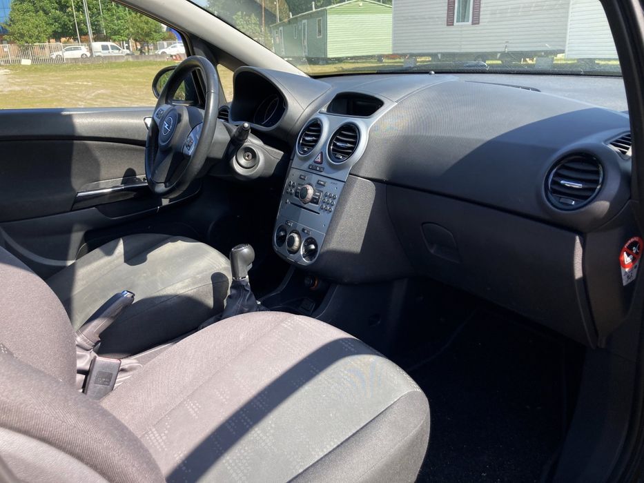 Opel Corsa 1.2 Enjoy