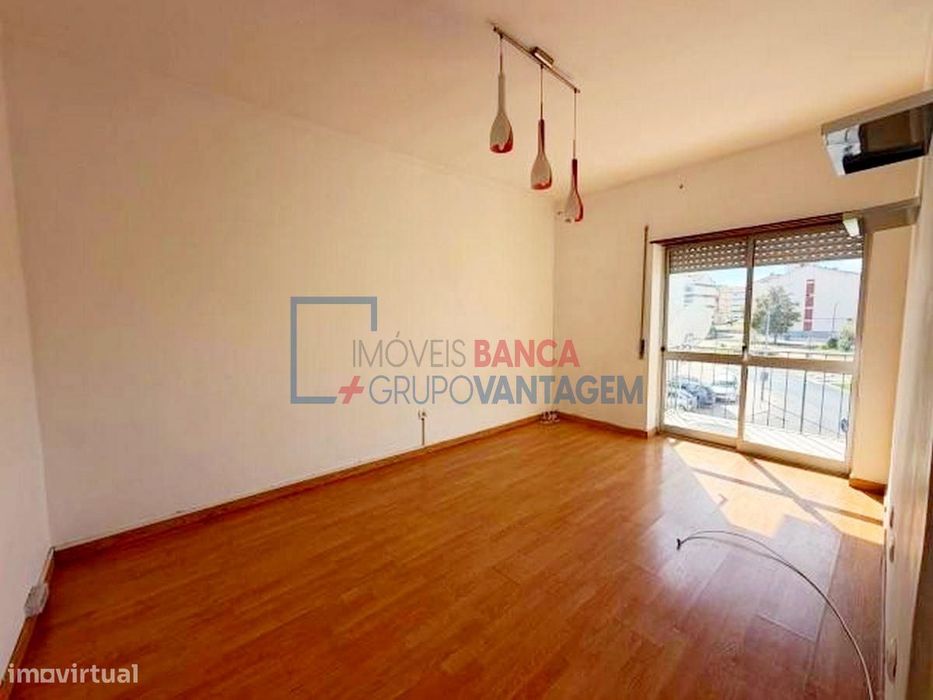Apartamento T1 à venda na Moita