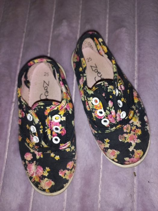 Тапочки для дівчинки