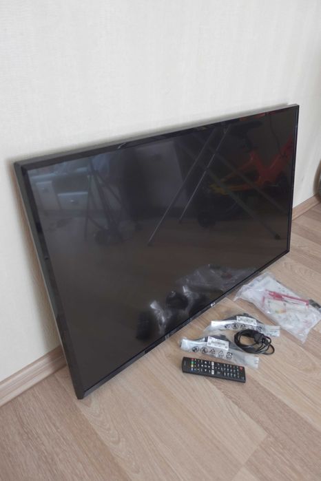 Телевізор LG 43UK6300MLB на запчастини