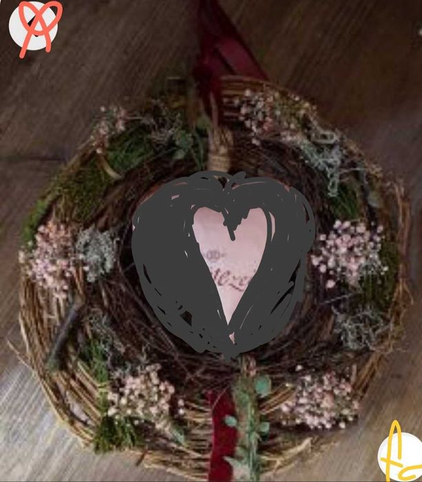 Wieniec z sercem różowym