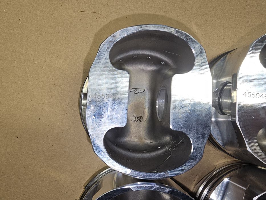 Kute tłoki CP pistons s55b30 m3 f80 m4 f82