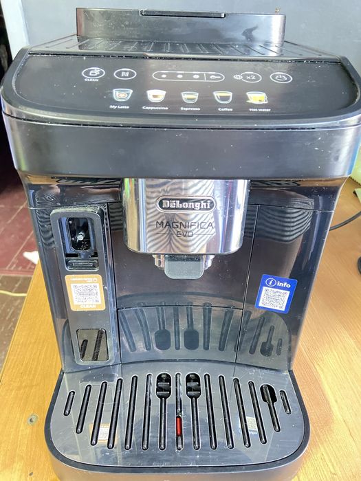 Кавомашина Delonghi