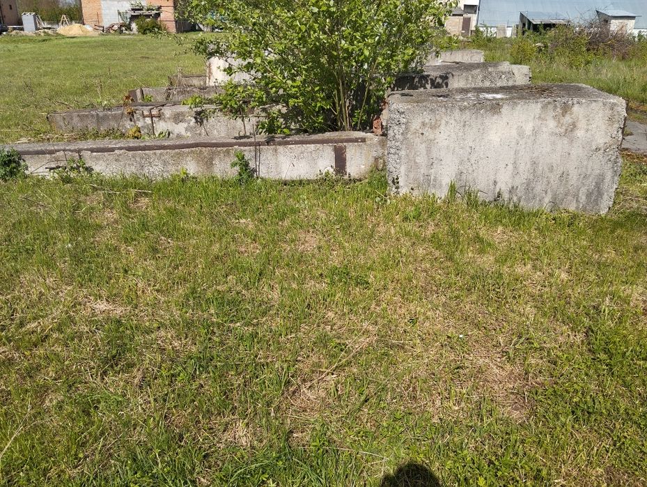 Бітоні стовби,бітоні упори