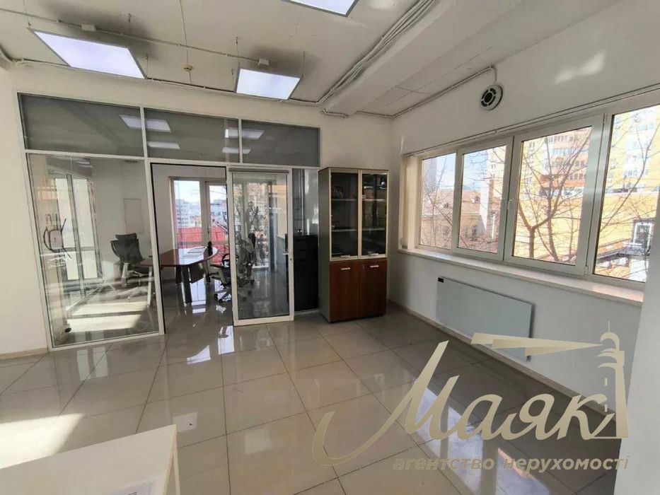 Аренда офиса 96м2 на ул.Барбюса 5-А, Олимпийская