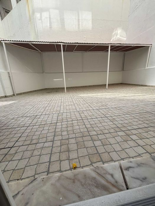 Apartamento Renovado Com Logradouro T3 - 149m2