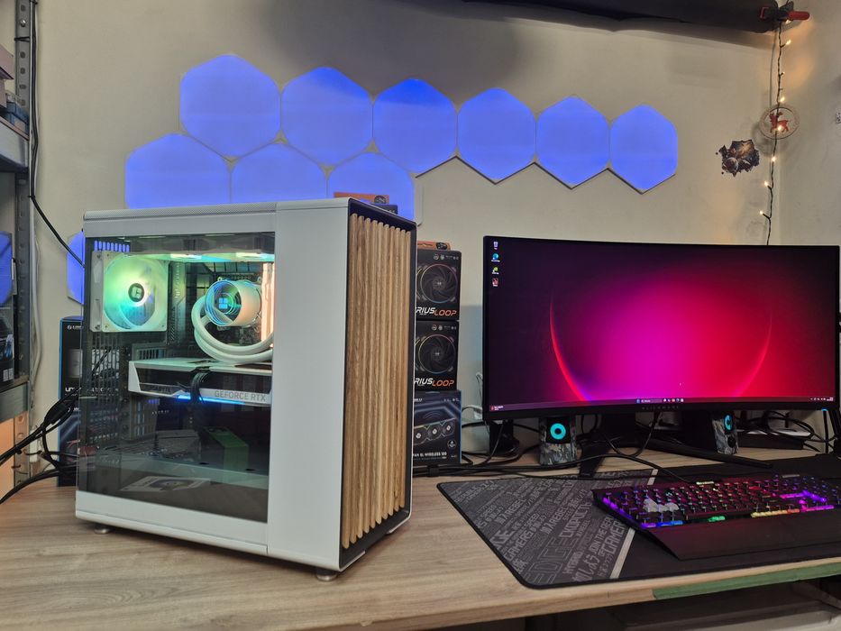 Gaming PC i7 14700 TUF Z790 32GB 1TB RTX 5070 Win 11 Pro