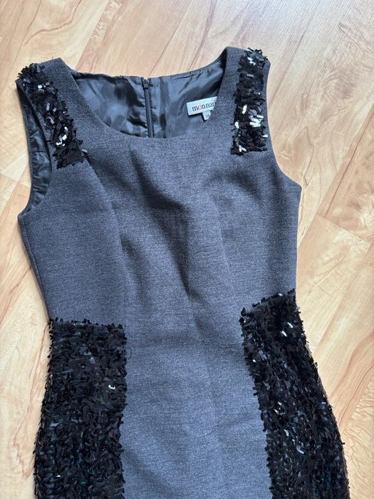 Elegancka sukienka  podkreslajaca figurę Monari
