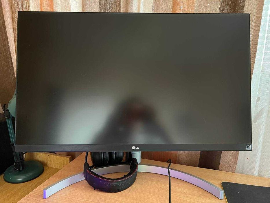 LG uhd monitor 4k 27uk650
