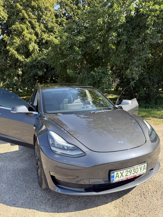Продам Tesla Model 3 2019 Long Range Dual Motor 75 D