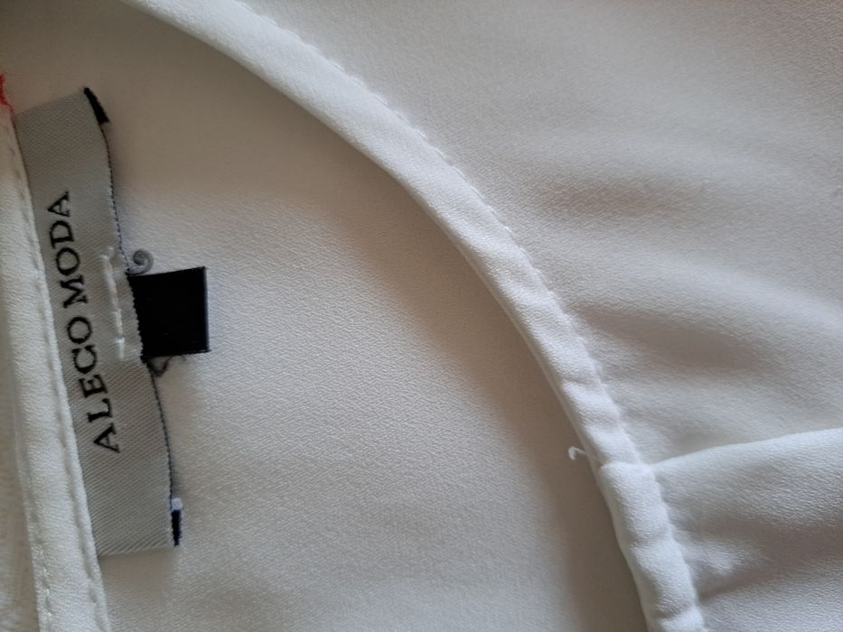 Blusa branca L super linda