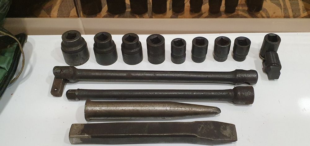 Набор накидных ключей времен СССР .