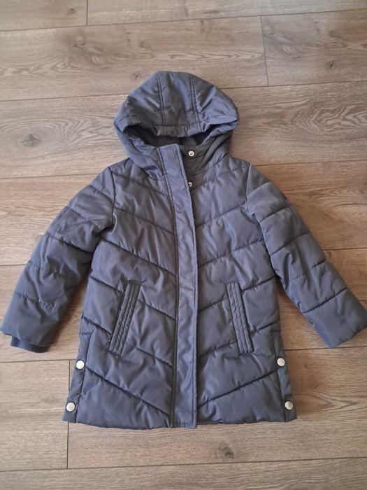 Куртка  на дівчинку