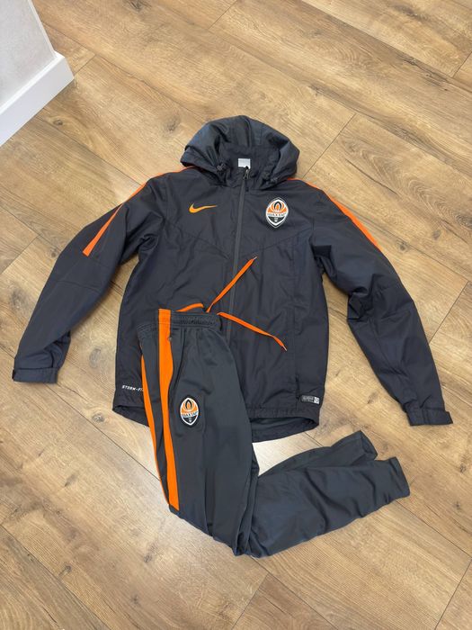 Екепірування «Шахтар» nike та puma