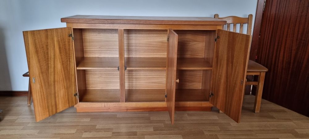 Movel de TV para Sala - Madeira Maciça