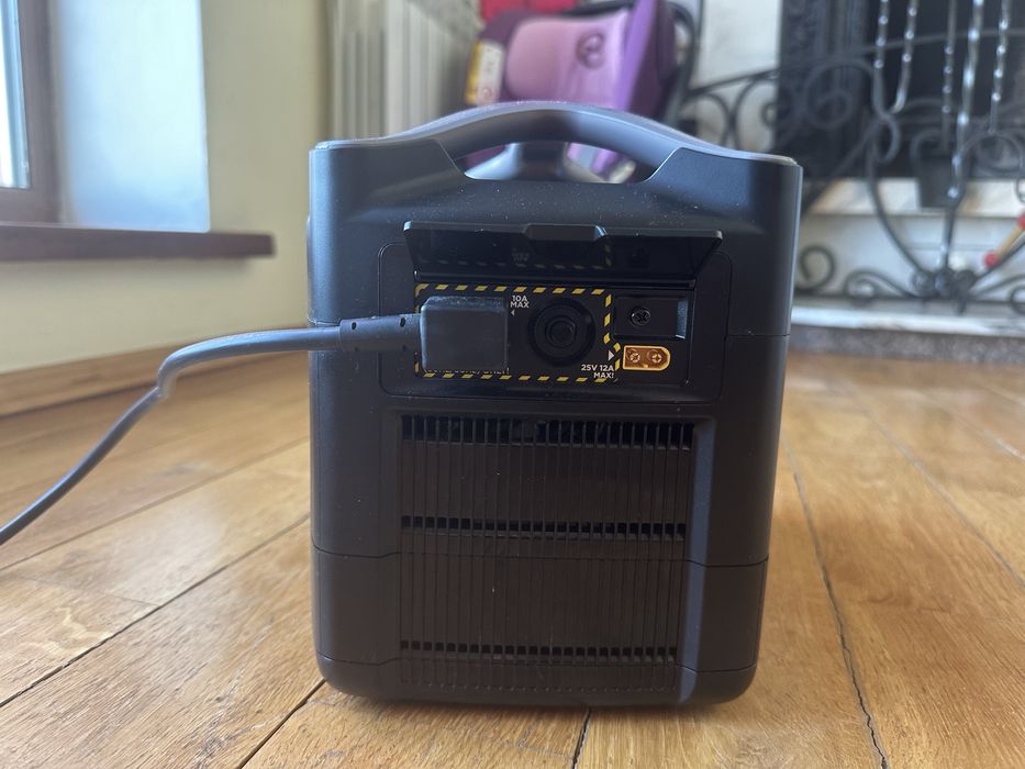 Зарядна станція EcoFlow RIVER Max (576 Вт·год)