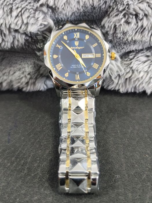 Relógio Poedagar Luxo