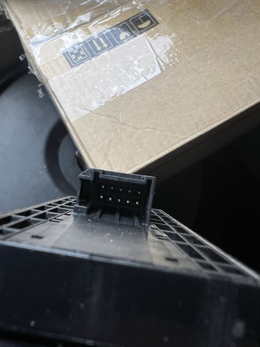 Кнопки склопідіймачів Ауді а4 б6-б7