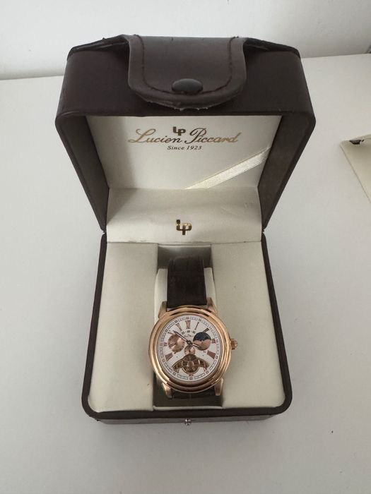 Механічний годиник Lucien Piccard LP28117RO