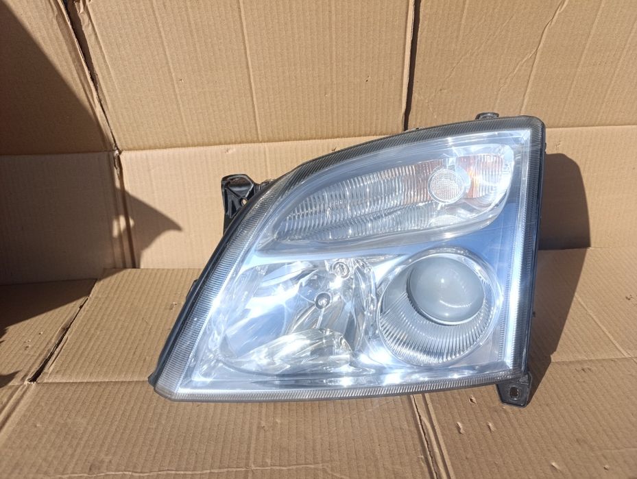 Фара ліва галоген Opel Vectra C Signum Вектра сігнум